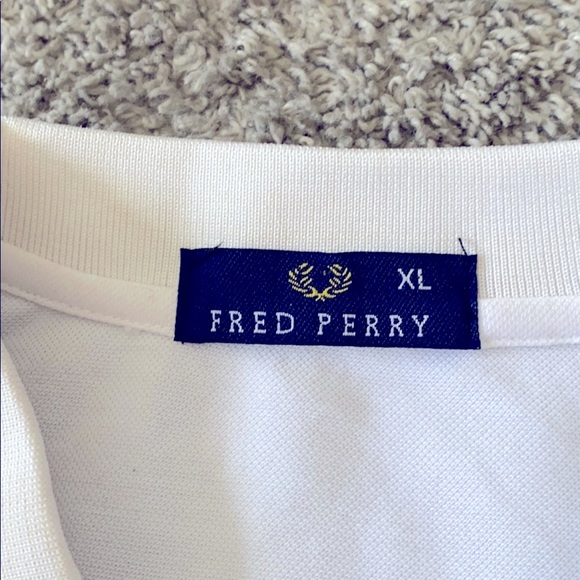 Fred Perry polo XL - Picture 3 of 4